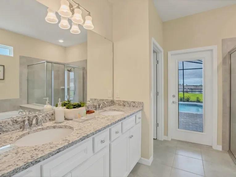 Windsor Island (24872) 6-bedroom Villa in Davenport