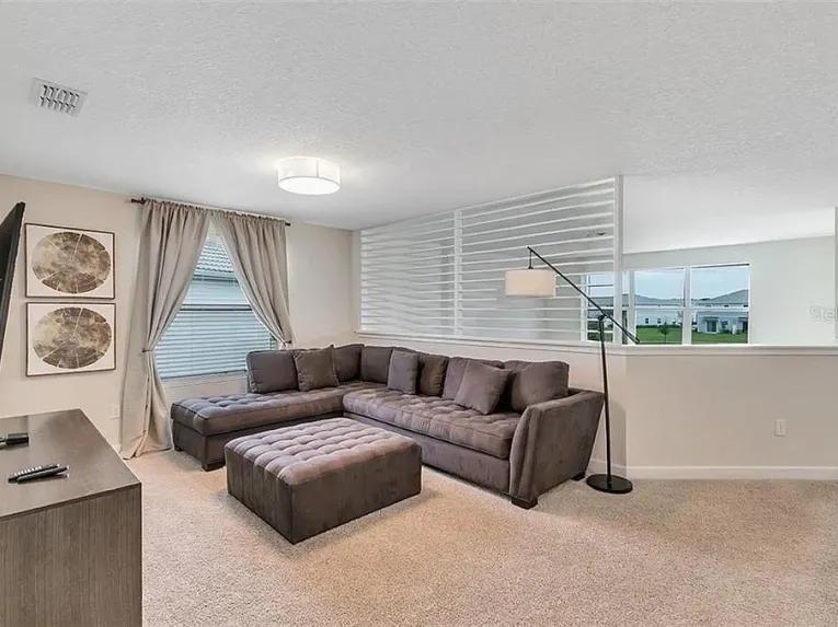 Storey Lake (5985) 5-bedroom Villa in Kissimmee