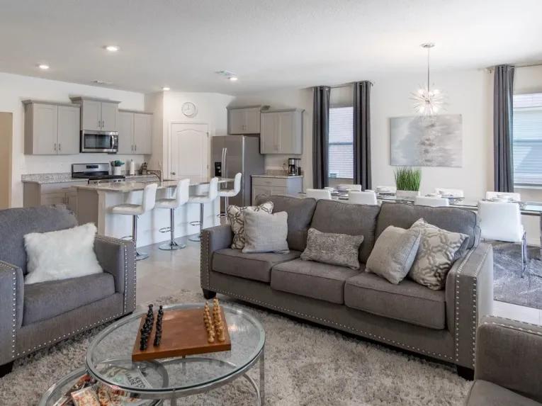 Solterra (5732) 6-bedroom Villa in Davenport