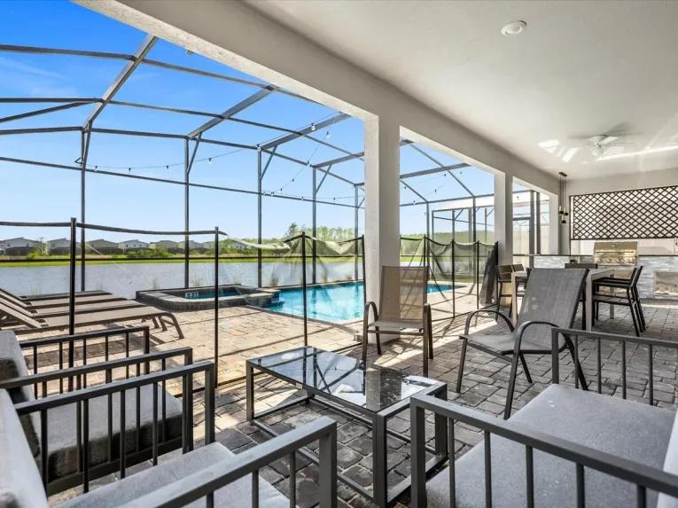 Storey Lake (24909) 9-bedroom Villa in Kissimmee
