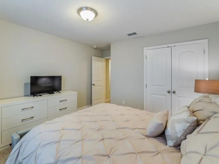 Solterra (5696) 6-bedroom Villa in Davenport