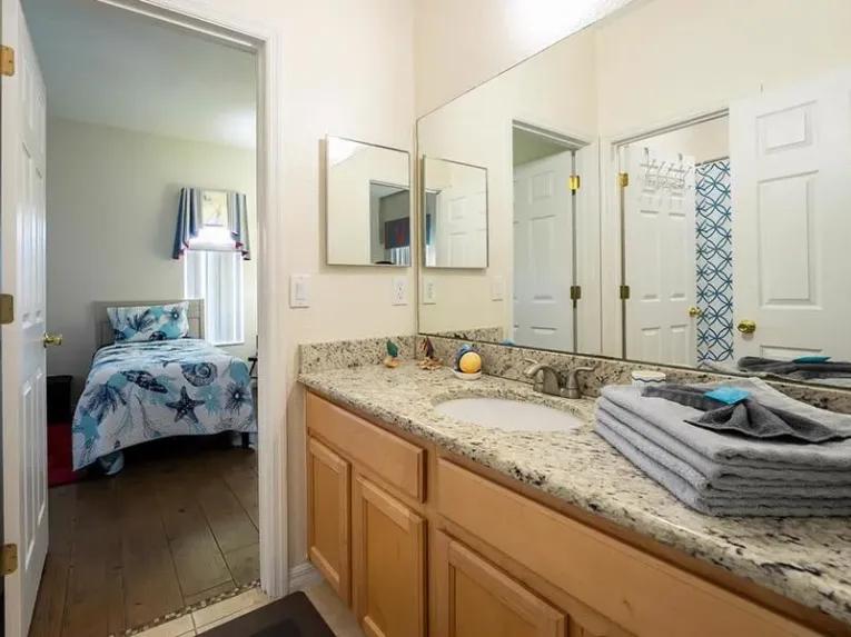 High Grove (29685) 4-bedroom Villa in Clermont