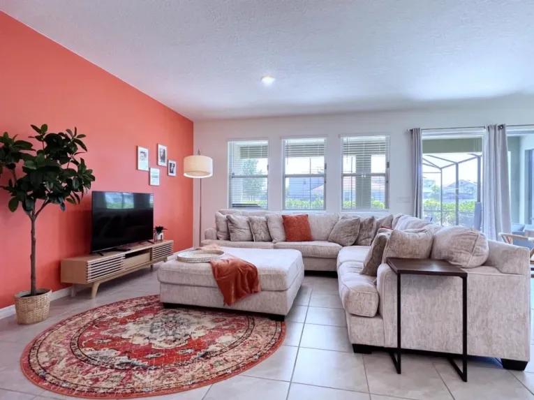 Solterra (24400) 5-bedroom Villa in Davenport