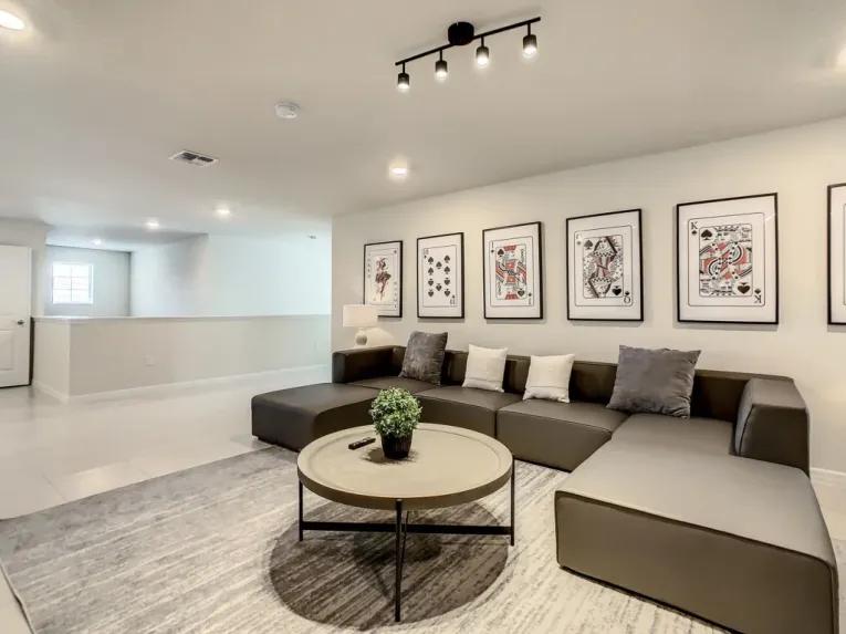Windsor Island (34235) 8-bedroom Villa in Davenport