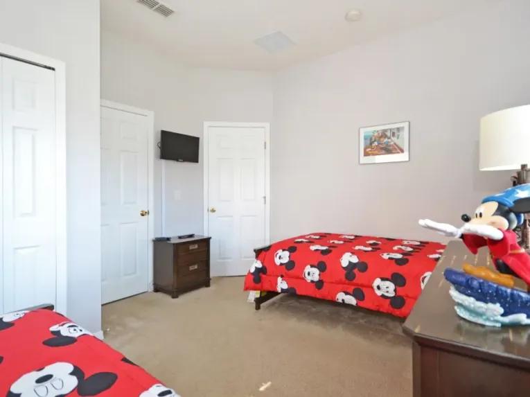 High Grove (3986) 4-bedroom Villa in Clermont