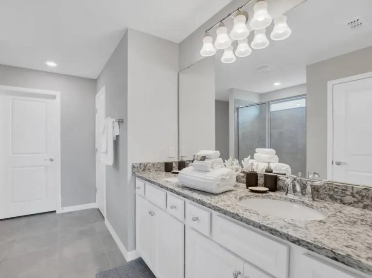 Windsor Island (5534) 5-bedroom Villa in Davenport