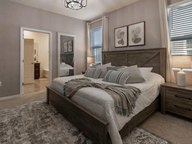 Solterra (7371) 5-bedroom Villa in Davenport