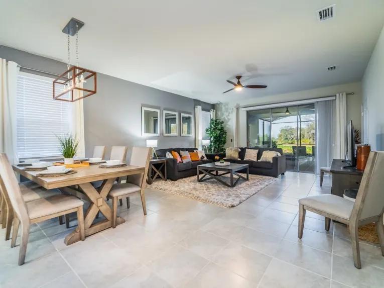 Solterra (5833) 6-bedroom Villa in Davenport