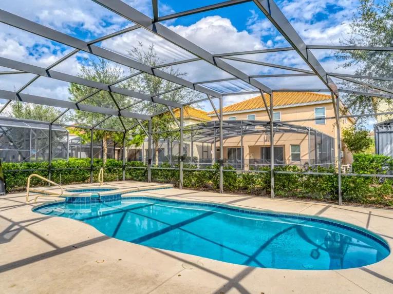 Solterra (7076) 6-bedroom Villa in Davenport