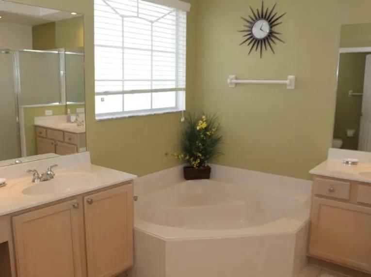Highlands Reserve (2321) 5-bedroom Villa in Davenport