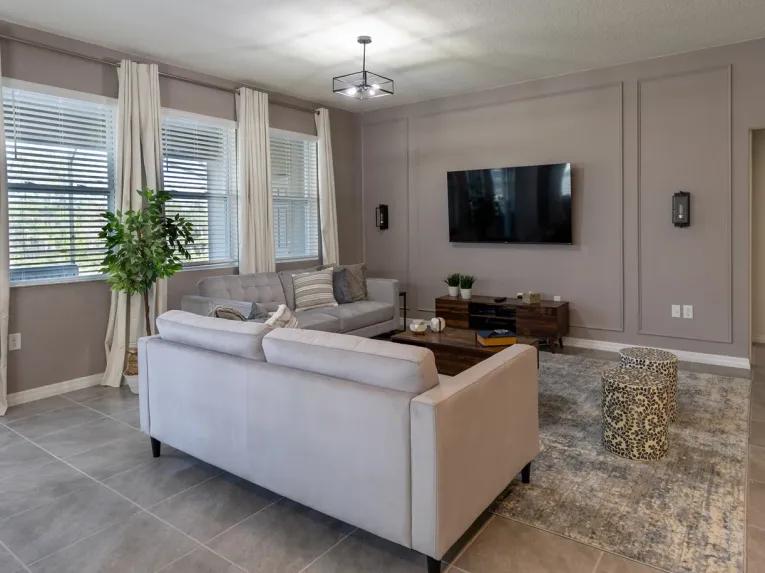Solterra (7371) 5-bedroom Villa in Davenport