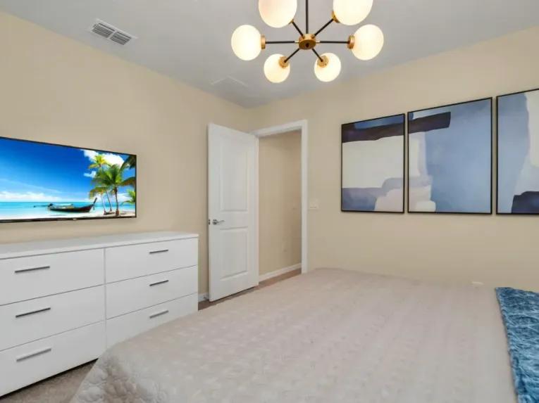 Windsor Island (4937) 7-bedroom Villa in Davenport