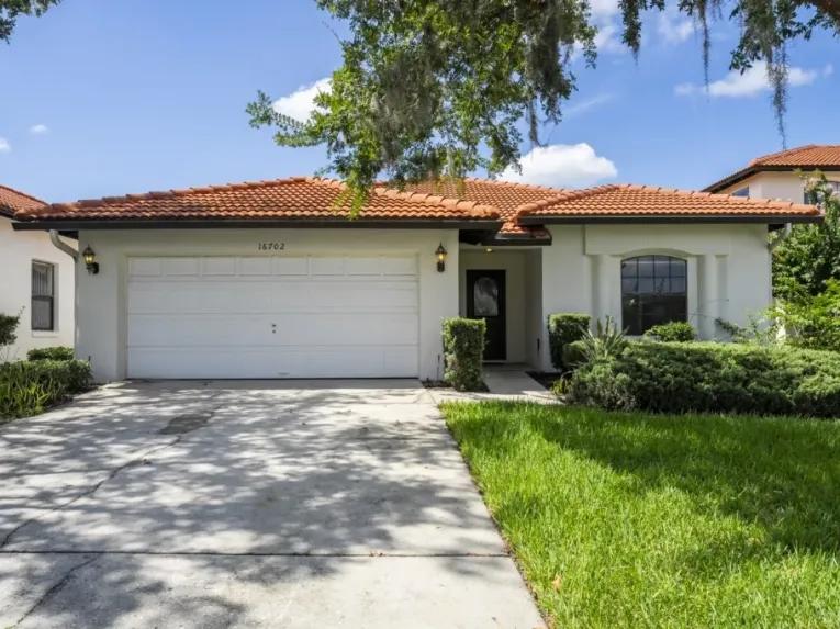 High Grove (29684) 4-bedroom Villa in Clermont