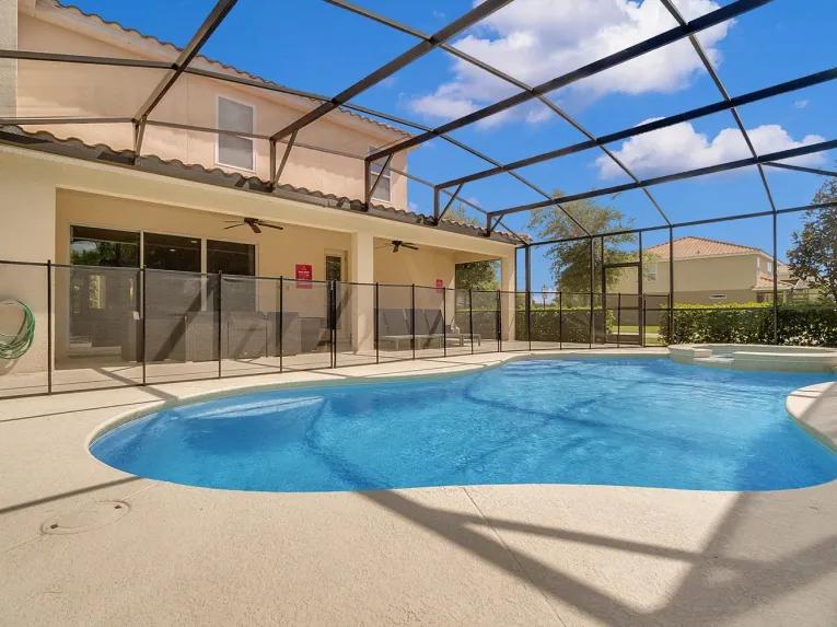 Solterra (24943) 9-bedroom Villa in Davenport
