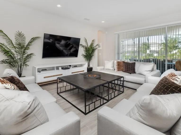 Solterra (5695) 9-bedroom Villa in Davenport