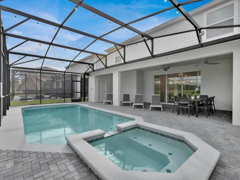 Windsor Island (11628) 10-bedroom Villa in Davenport