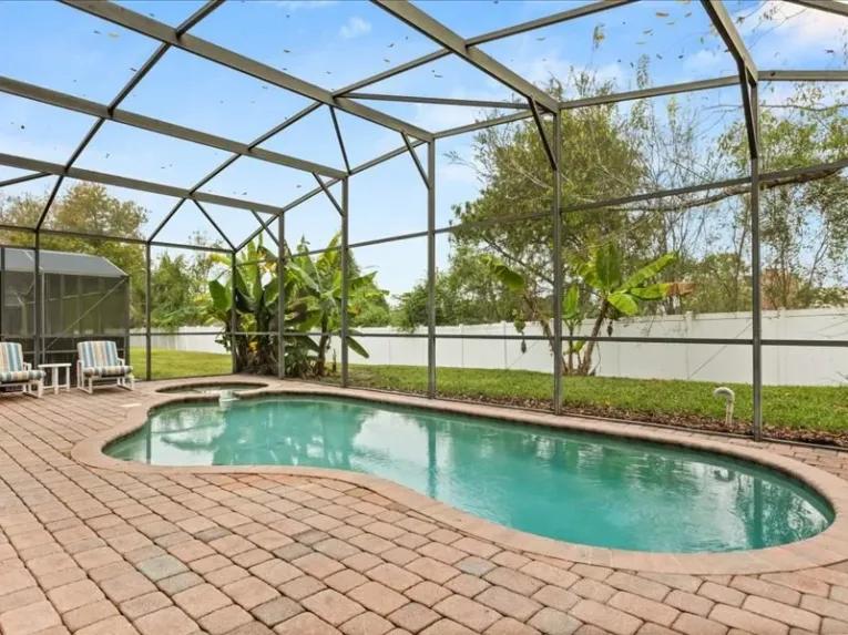 High Grove (1410) 4-bedroom Villa in Clermont