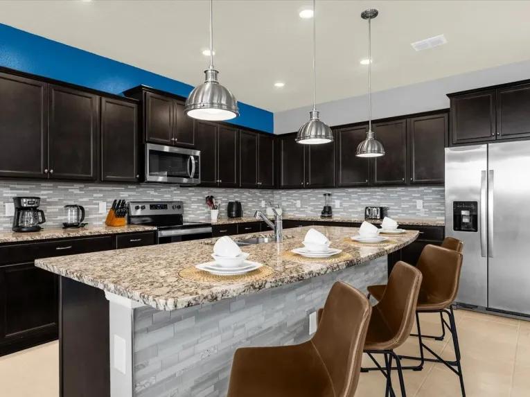 Windsor Island (24910) 10-bedroom Villa in Davenport