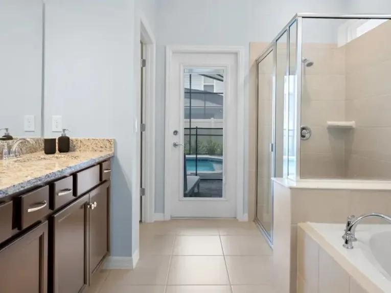 Windsor Island (24903) 7-bedroom Villa in Davenport