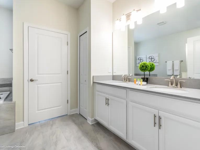 Storey Lake (26055) 9-bedroom Villa in Kissimmee