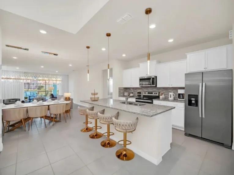 Windsor Island (8162) 7-bedroom Villa in Davenport