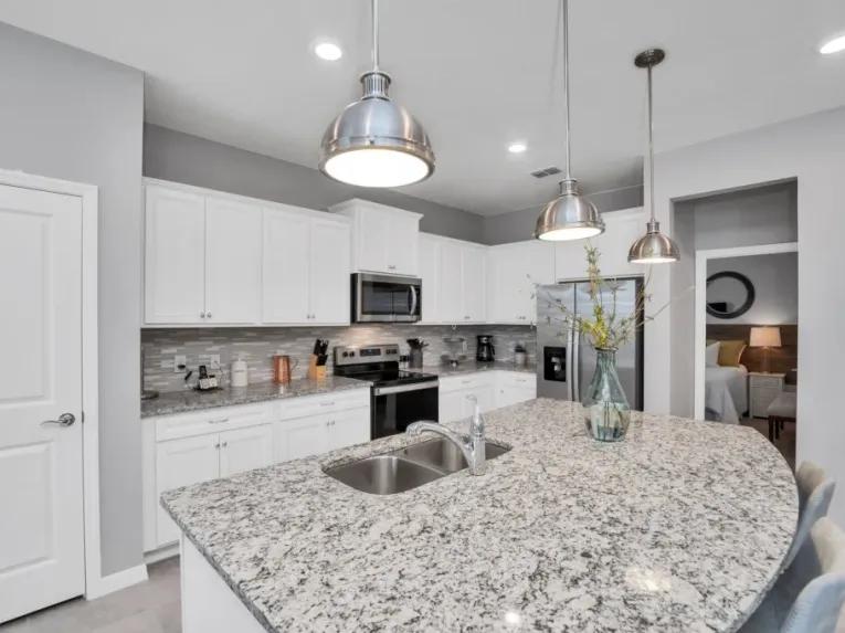 Windsor Island (5534) 5-bedroom Villa in Davenport