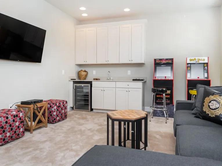 Solterra (5695) 9-bedroom Villa in Davenport