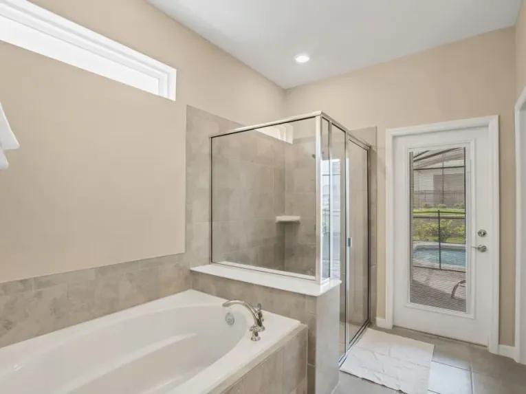 Windsor Island (4937) 7-bedroom Villa in Davenport