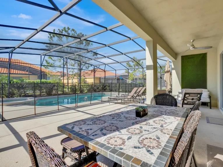 Solterra (24419) 6-bedroom Villa in Davenport