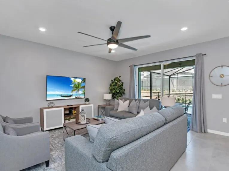 Windsor Island (5534) 5-bedroom Villa in Davenport