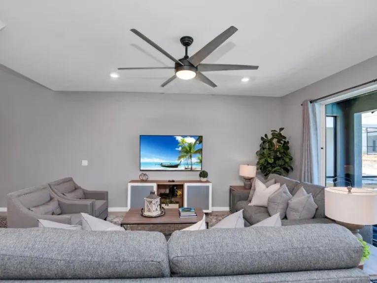 Windsor Island (5534) 5-bedroom Villa in Davenport