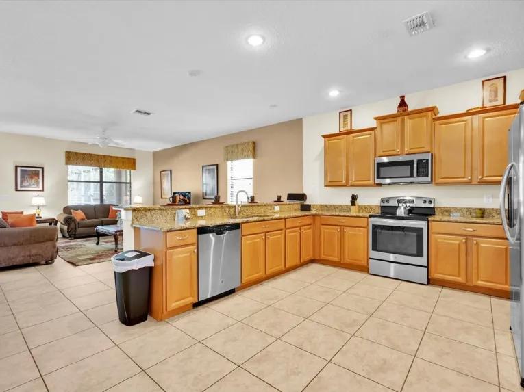 ChampionsGate (5092) 8-bedroom Villa in Davenport