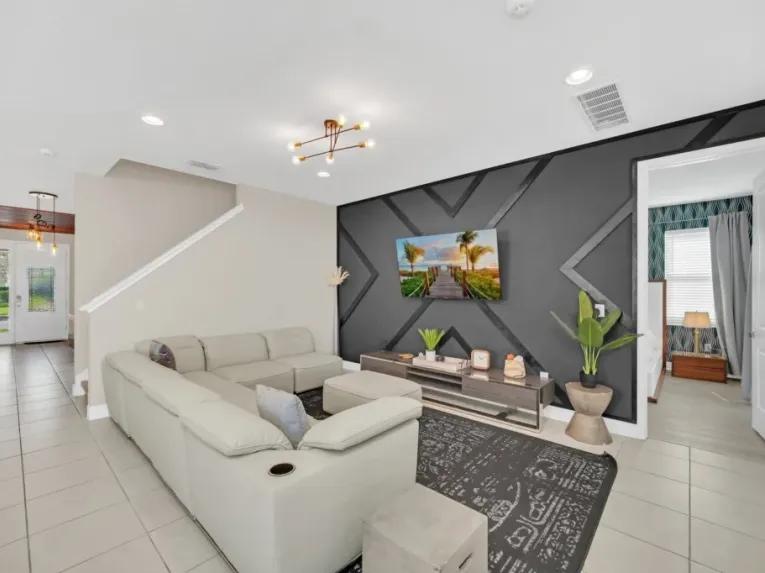 Encore Club at Reunion (34776) 8-bedroom Villa in Kissimmee