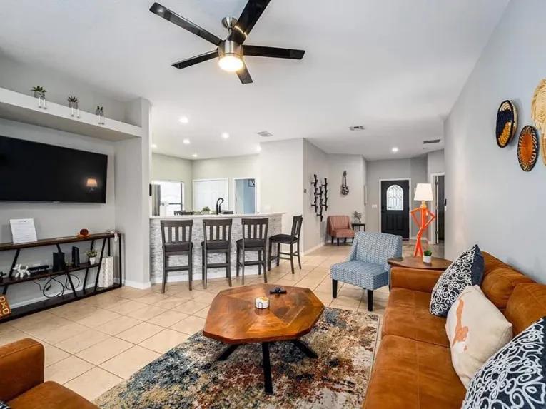 High Grove (29676) 4-bedroom Villa in Clermont