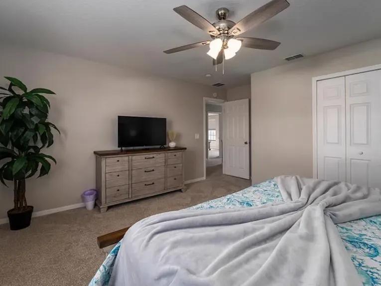 High Grove (29675) 4-bedroom Villa in Clermont