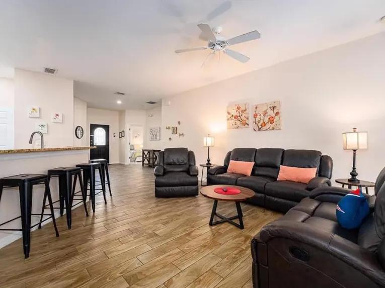 High Grove (29677) 4-bedroom Villa in Clermont