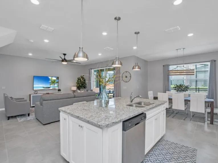 Windsor Island (5534) 5-bedroom Villa in Davenport