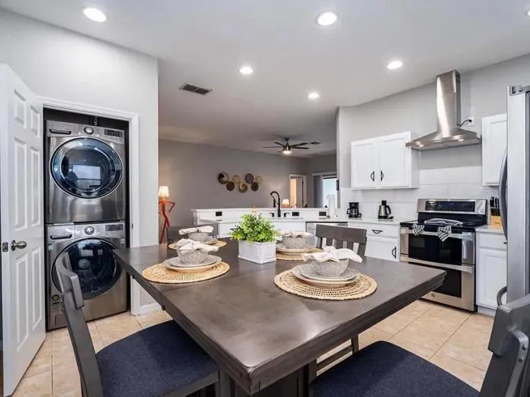 High Grove (29676) 4-bedroom Villa in Clermont