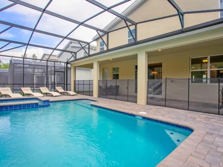 Storey Lake (7400) 9-bedroom Villa in Kissimmee