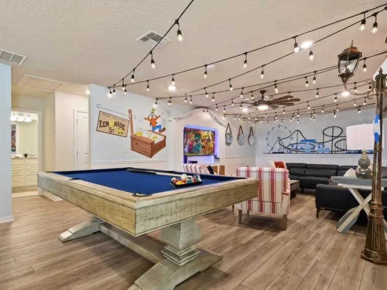 Windsor Island (29861) 7-bedroom Villa in Davenport
