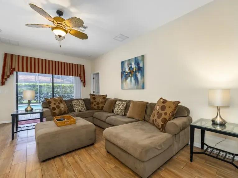 High Grove (29684) 4-bedroom Villa in Clermont