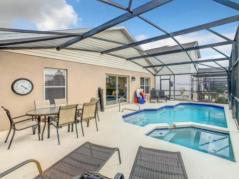 Windsor Palms (33863) 4-bedroom Villa in Kissimmee
