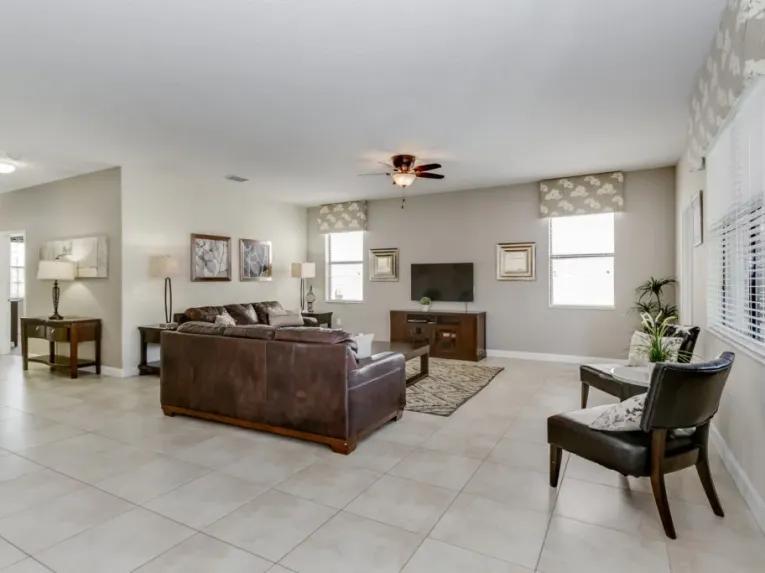 ChampionsGate (3677) 6-bedroom Villa in Davenport
