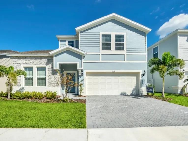 Windsor Island (7025) 8-bedroom Villa in Davenport