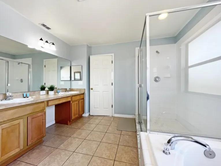 High Grove (11668) 5-bedroom Villa in Clermont
