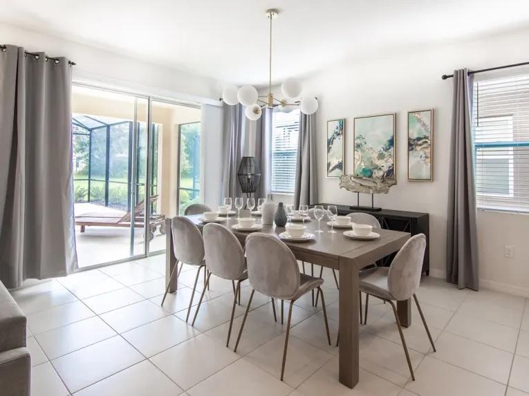 Solterra (5891) 6-bedroom Villa in Davenport