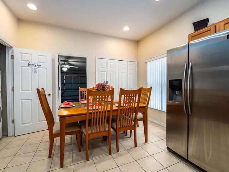 High Grove (29680) 4-bedroom Villa in Clermont