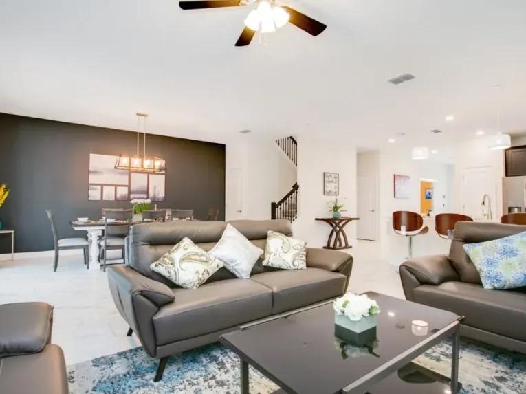 Storey Lake (7400) 9-bedroom Villa in Kissimmee
