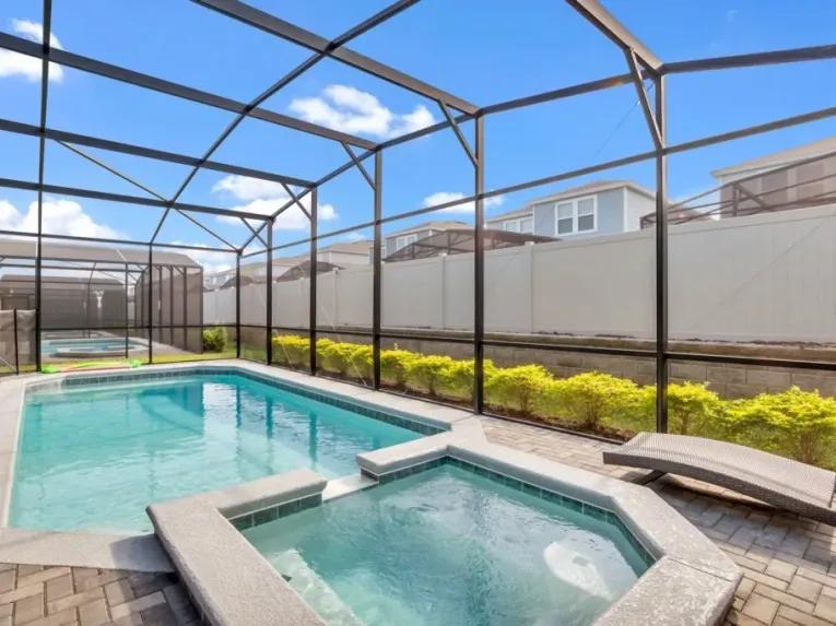 Windsor Island (7027) 8-bedroom Villa in Davenport