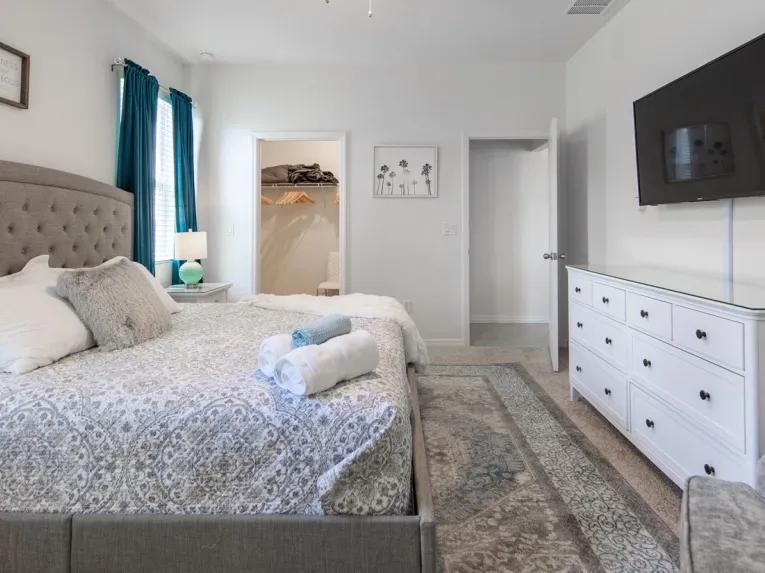 Solterra (5732) 6-bedroom Villa in Davenport